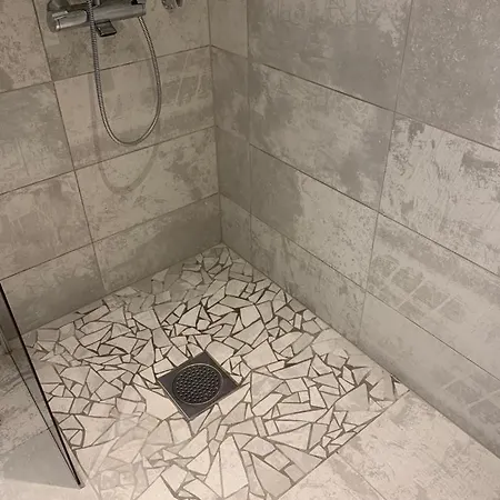 On Valtakatu, 라펜란타